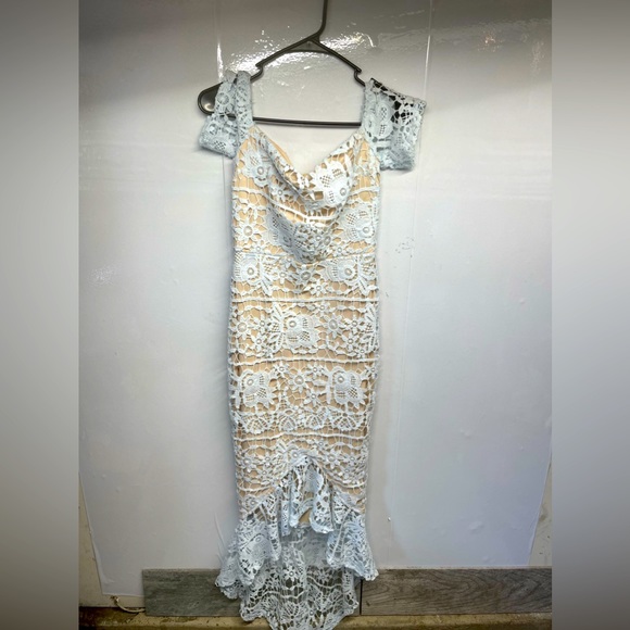 Missguided Tall Lace Bardot Fishtail Midi Dress
Size 4 - Picture 2 of 13